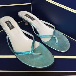 Vintage Vanno Metallic Blue Vanessa Noel Kitten Heels 8.5